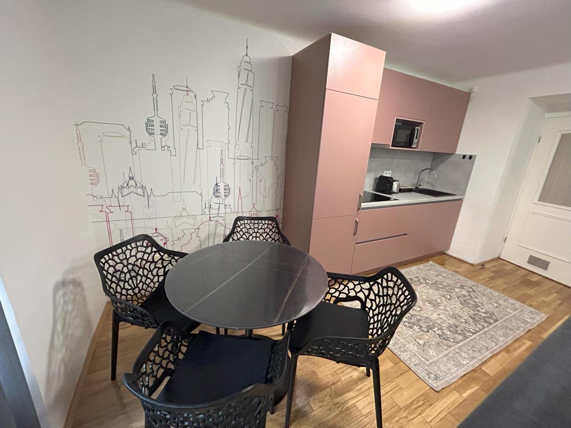 Citytales Apartment *